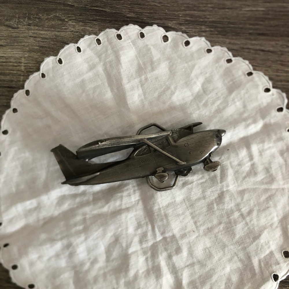 Vtg 1980 J718 Airplane Belt Buckle
